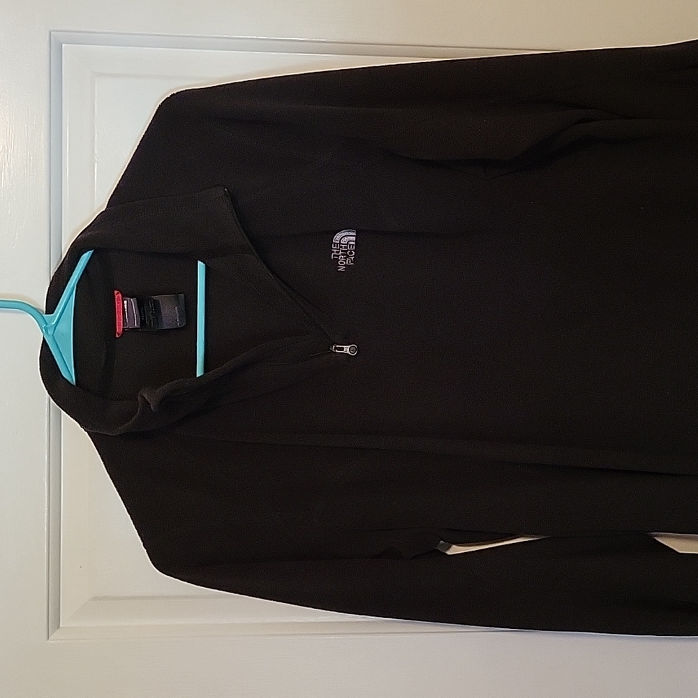 Long sleeve pullover
